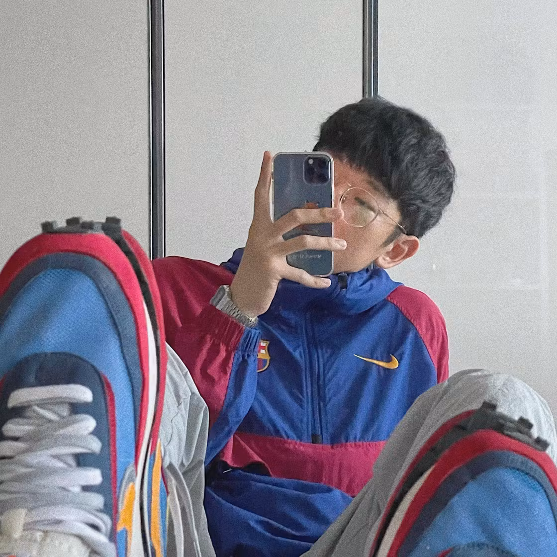 sacai x Nike LDWaffle 'Varsity Blue' BV0073-400 sacai x Nike LDWaffle 'Varsity Blue' BV0073-400